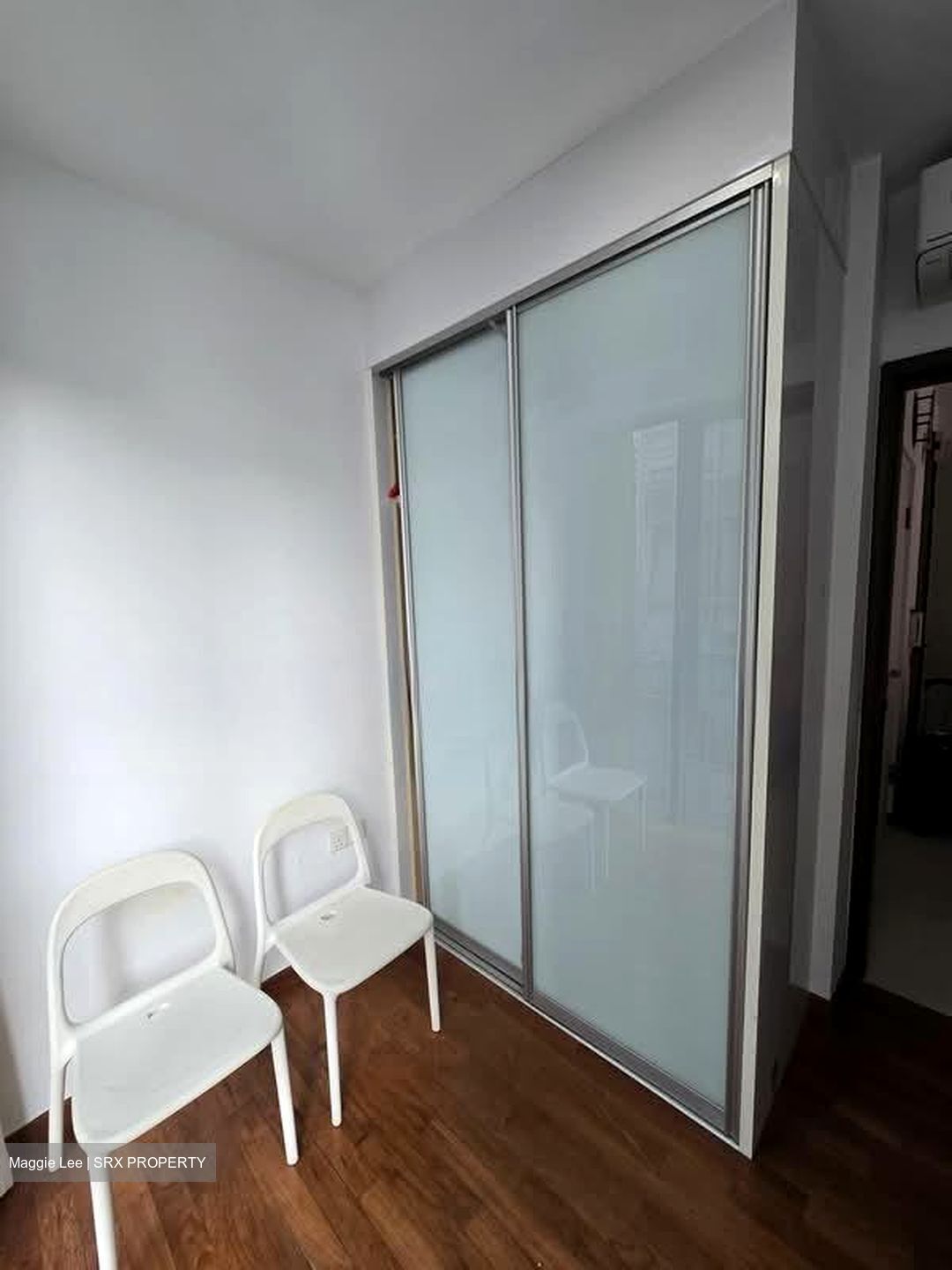iSuites @ Palm (D19), Apartment #529354571